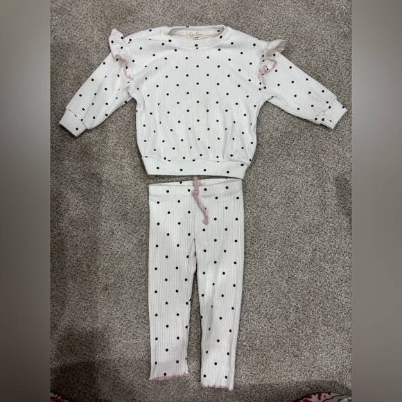 Jessica Simpson Dotted polka dot Sweater and pants Set toddler girl 24 months - Picture 1 of 4